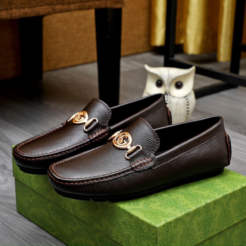 G*u*i leather shoes